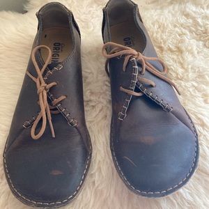 Womens Clark’s originals janey Mae size 9.5 brown leather